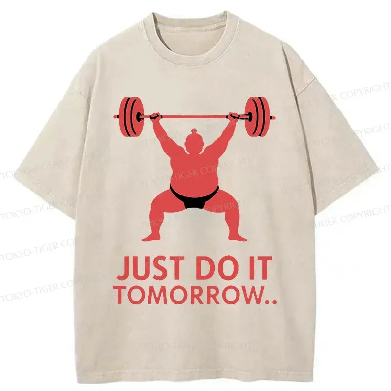 Kyoto-Lion Sumo Wrestler Lifting Weights Washed T-Shirt