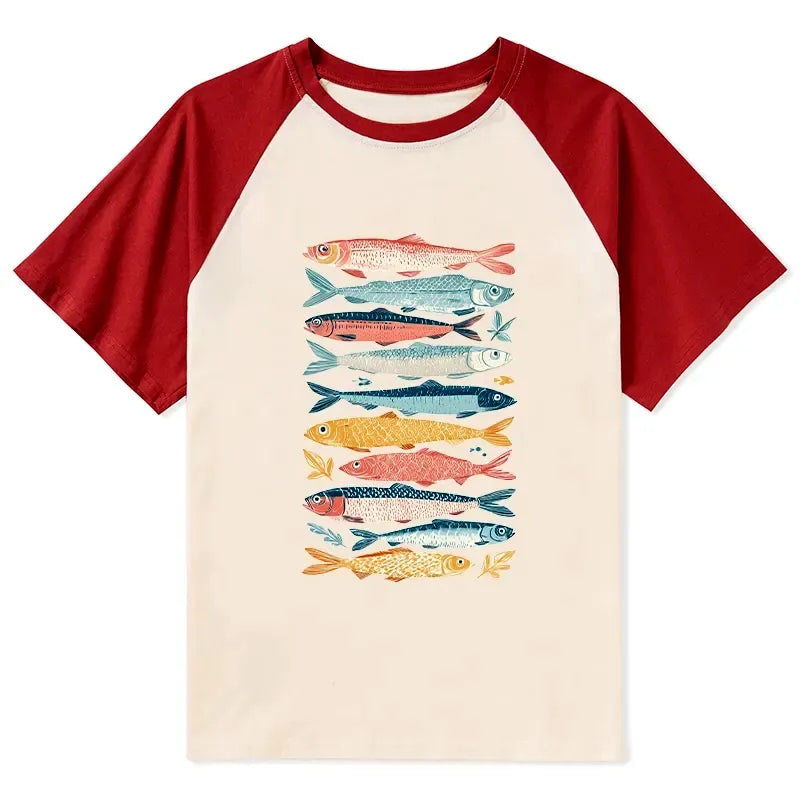 Kyoto-Lion Beautiful Colorful Fish In The Sea Raglan T-shirt