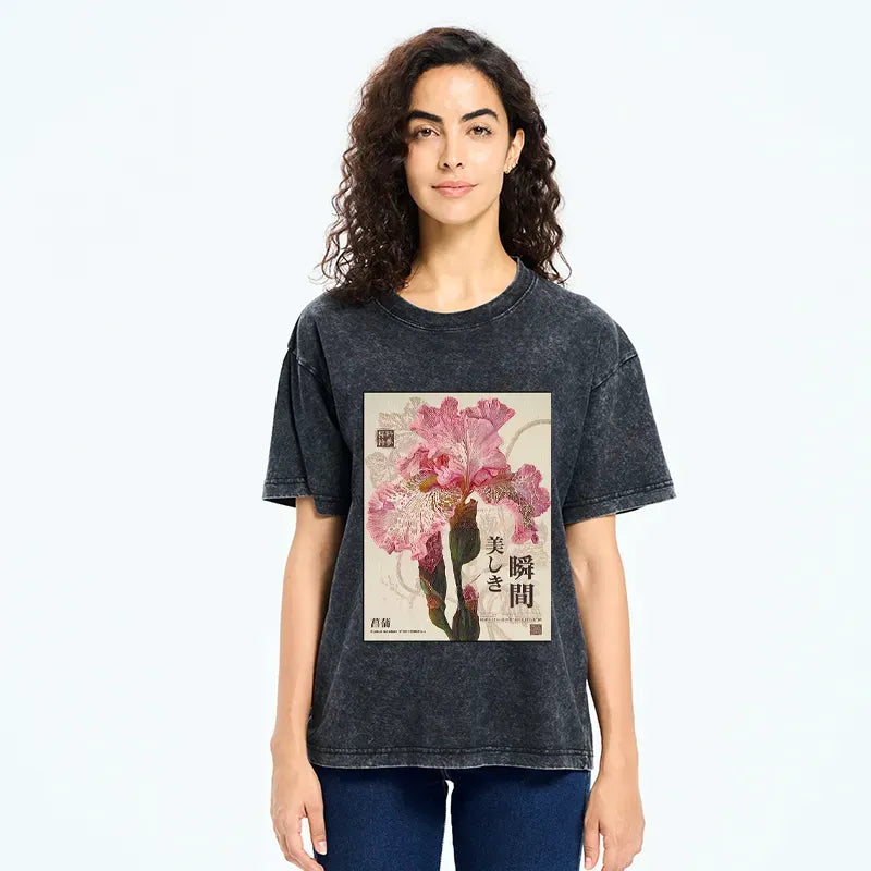 Kyoto-Lion Iris Elegance Poster Washed T-Shirt