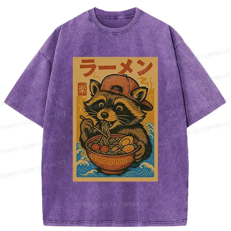 Kyoto-Lion Cute Raccoon Eating Ramen Retro Washed T-Shirt