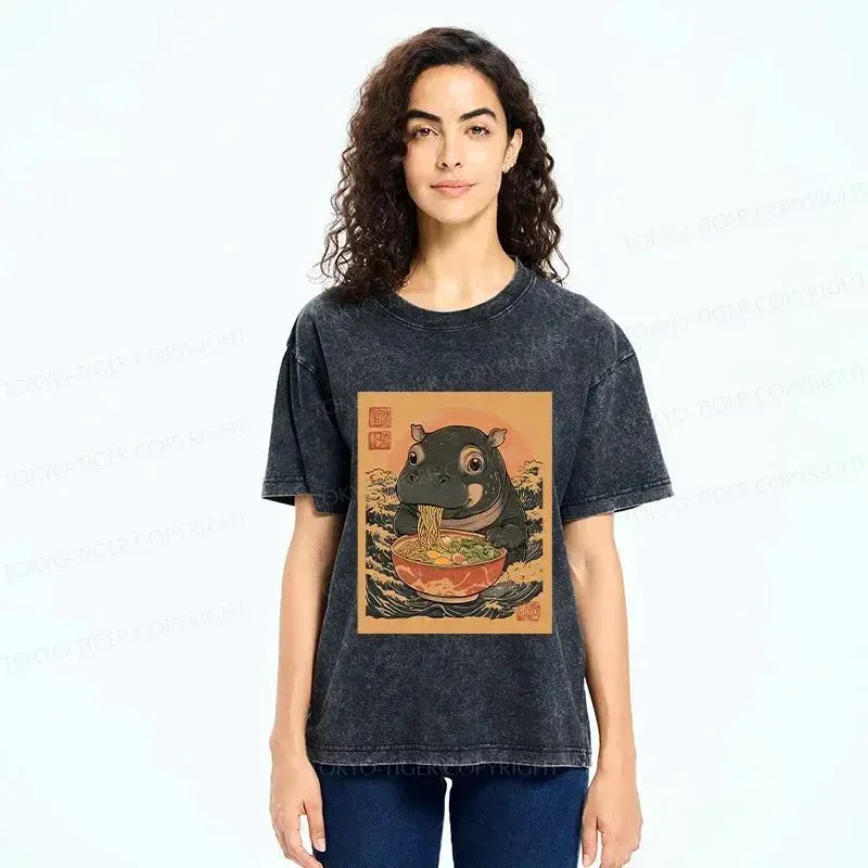 Kyoto-Lion Moo Deng Eat Ramen Washed T-Shirt