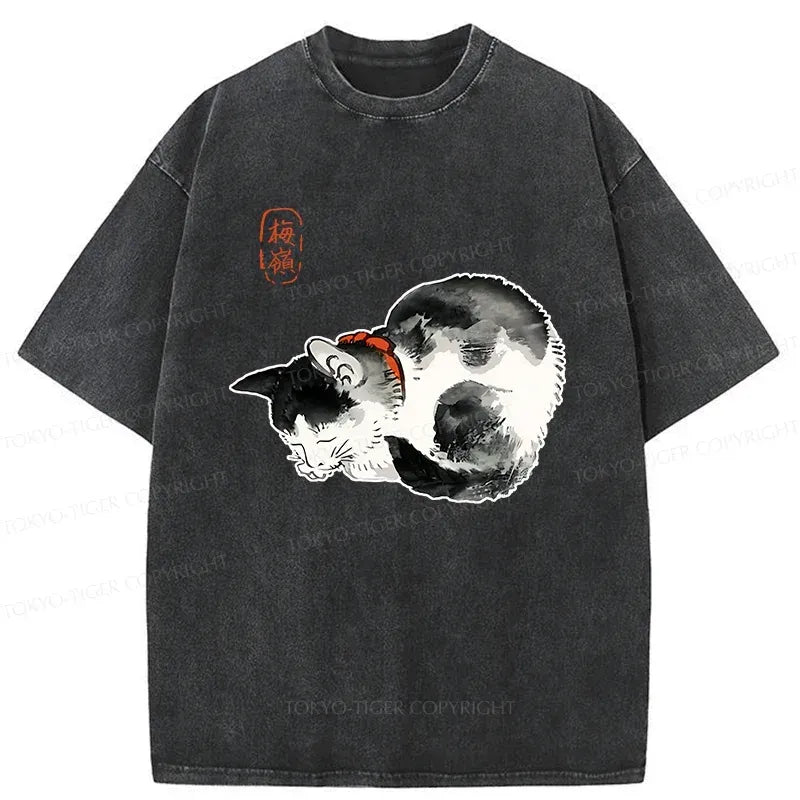 Vintage Japanese Kitten T-Shirt for City Walk