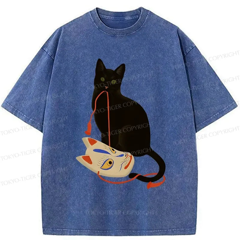 Kyoto-Lion Cat Holding A Fox Mask Washed T-Shirt
