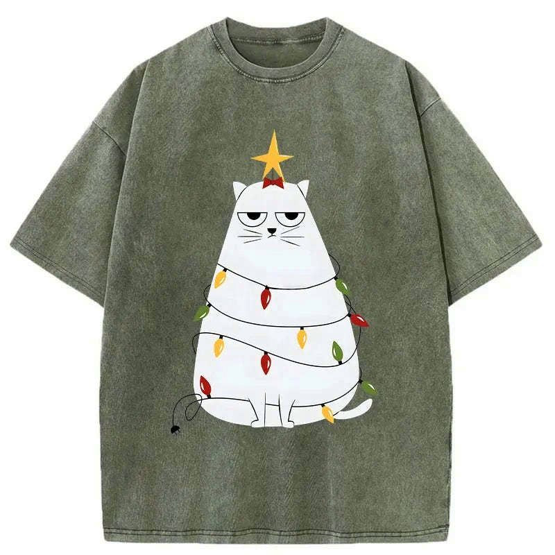 Kyoto-Lion Chubby Cat Celebrates Christmas Washed T-Shirt