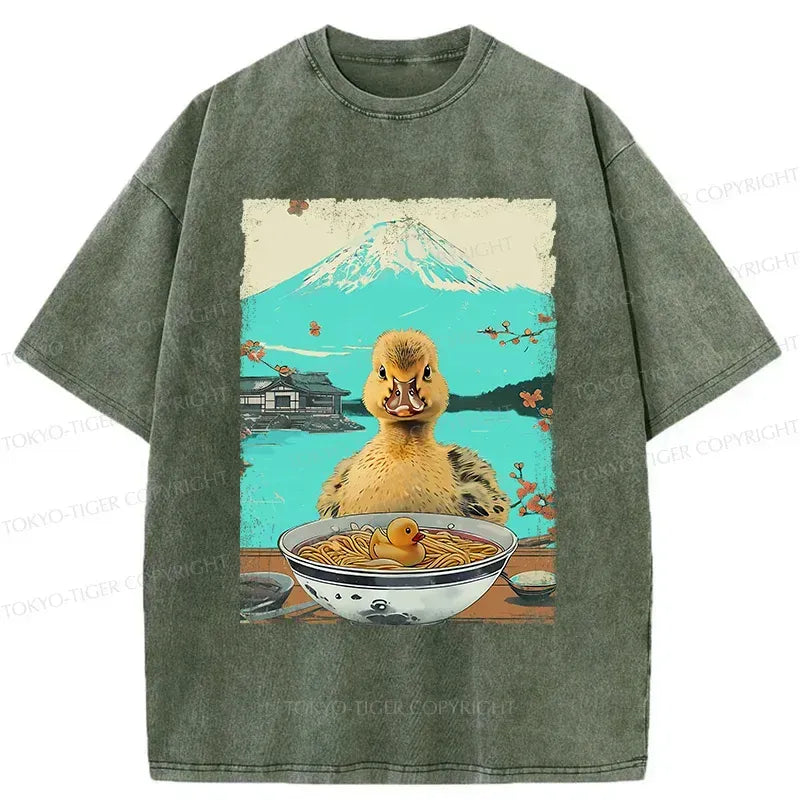 Duck Eating Ramen Vintage T-Shirt for Gift Idea