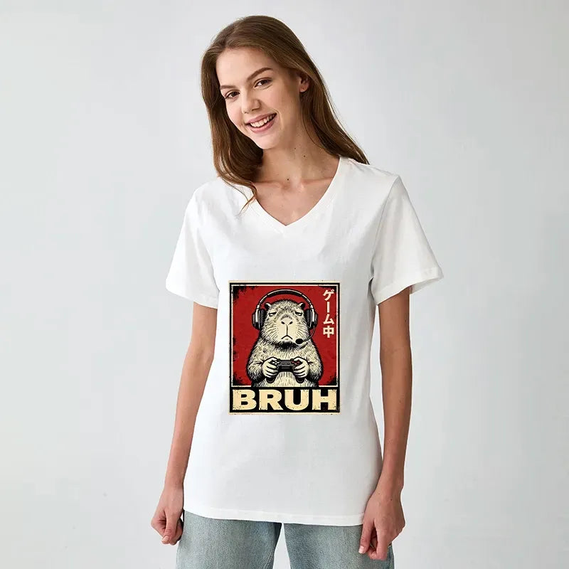 Kyoto-Lion Funny Capybara Playing Games V-Neck Classic T-Shirt