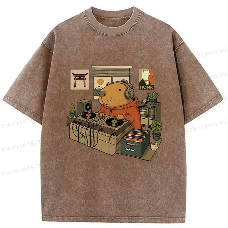 Kyoto-Lion Funny Capybara DJ Washed T-Shirt