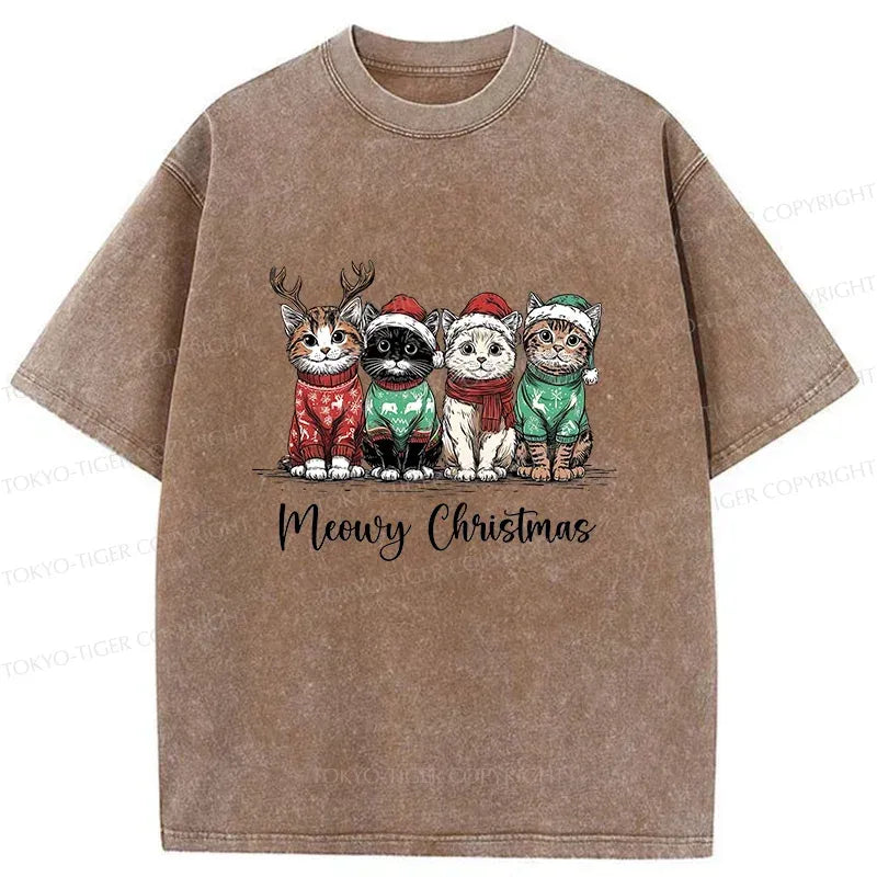 Japanese Washed T-Shirt with Kittens for Christmas