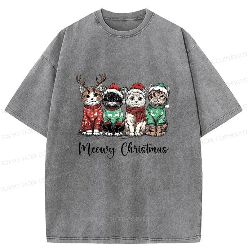 Japanese Washed T-Shirt with Kittens for Christmas
