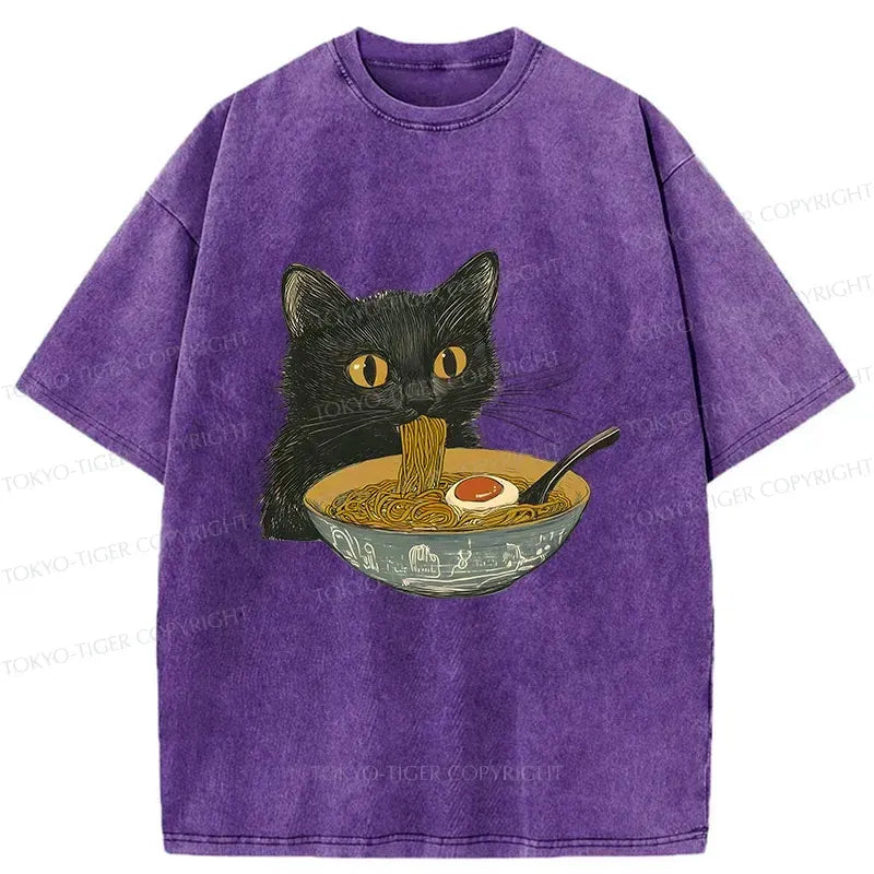 Japanese cat ramen t-shirt for daily wear