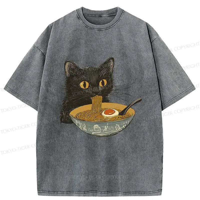 Kyoto-Lion Cat Eating Tonkotsu Ramen Washed T-Shirt