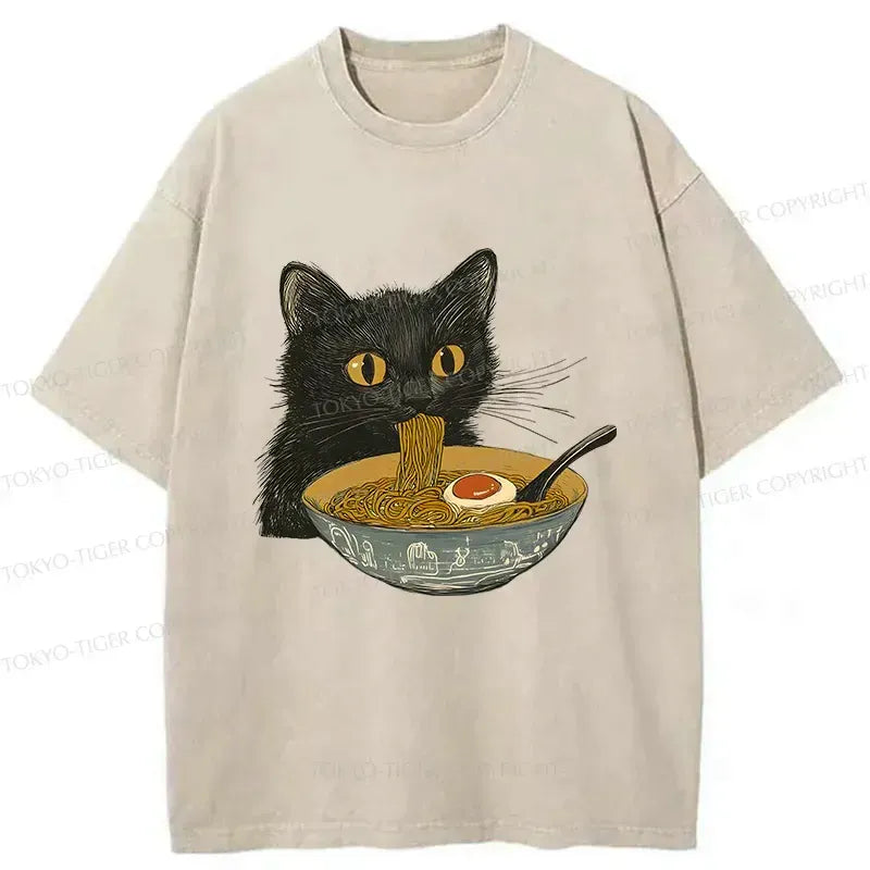 Kyoto-Lion Cat Eating Tonkotsu Ramen Washed T-Shirt