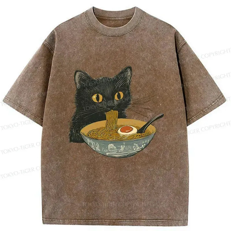 Japanese cat ramen t-shirt for daily wear