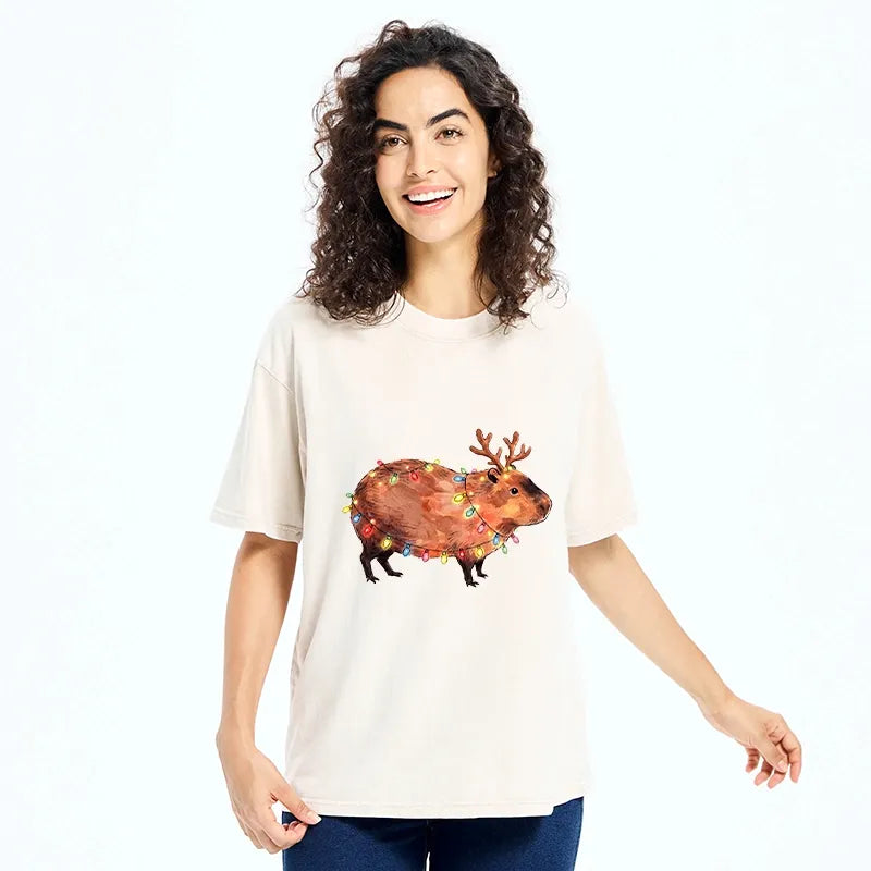 Kyoto-Lion Christmas Capybara Glow Washed T-Shirt