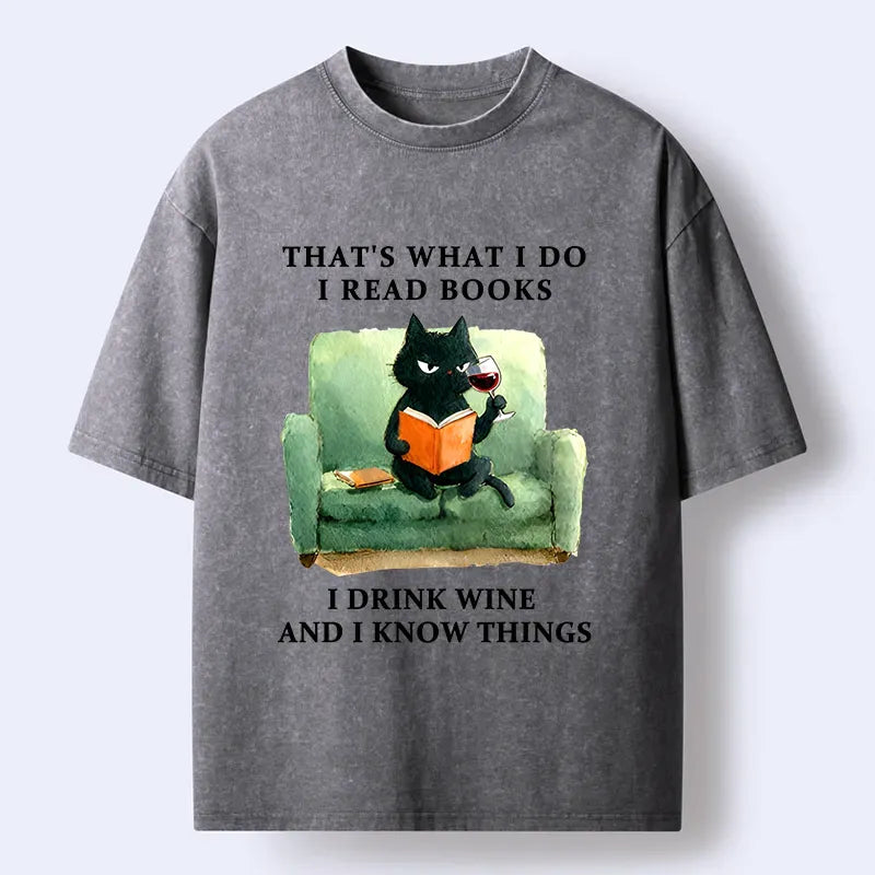 Washed vintage cat t-shirt for daily wear