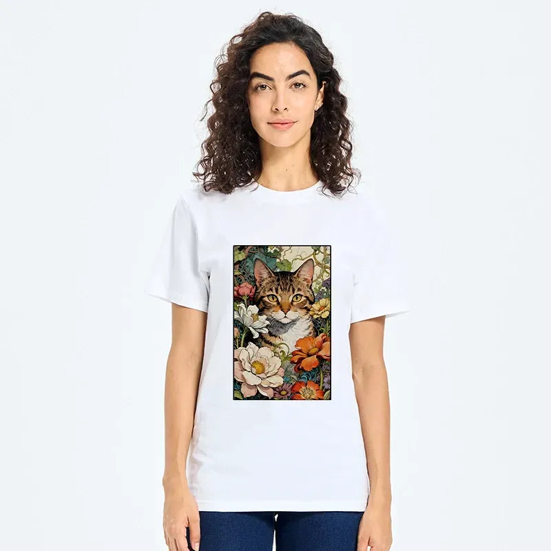 Kyoto-Lion A Cat Hidden In Flowers Classic T-Shirt