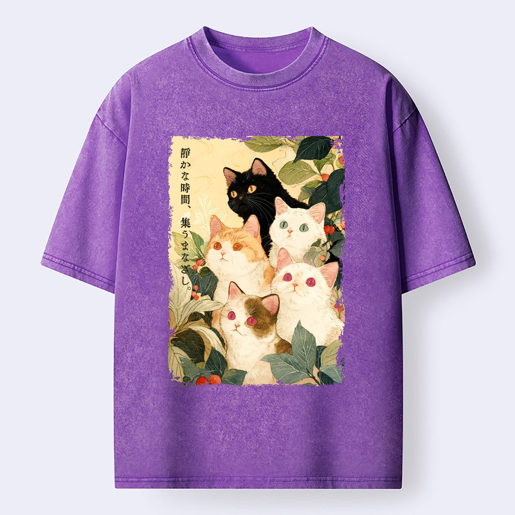 Japanese vintage cat t-shirt for daily wear