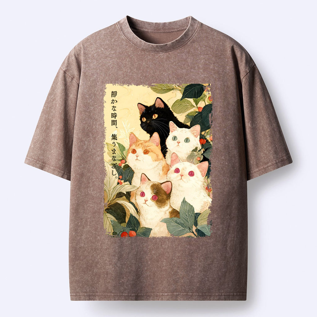 Japanese vintage cat t-shirt for daily wear