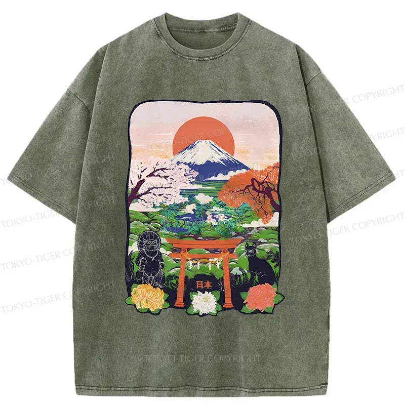 Kyoto-Lion Japan Attractions Washed T-Shirt