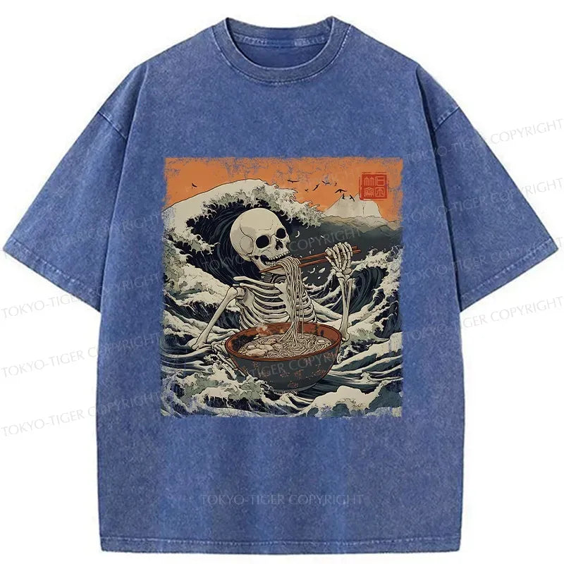 Unisex Washed Cotton Tee with Japanese Design for Gift