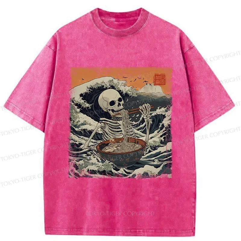 Unisex Washed Cotton Tee with Japanese Design for Gift