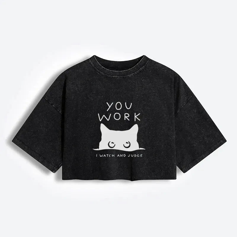 Kyoto-Lion A Cat That Spies Women's Washed Crop T-Shirt