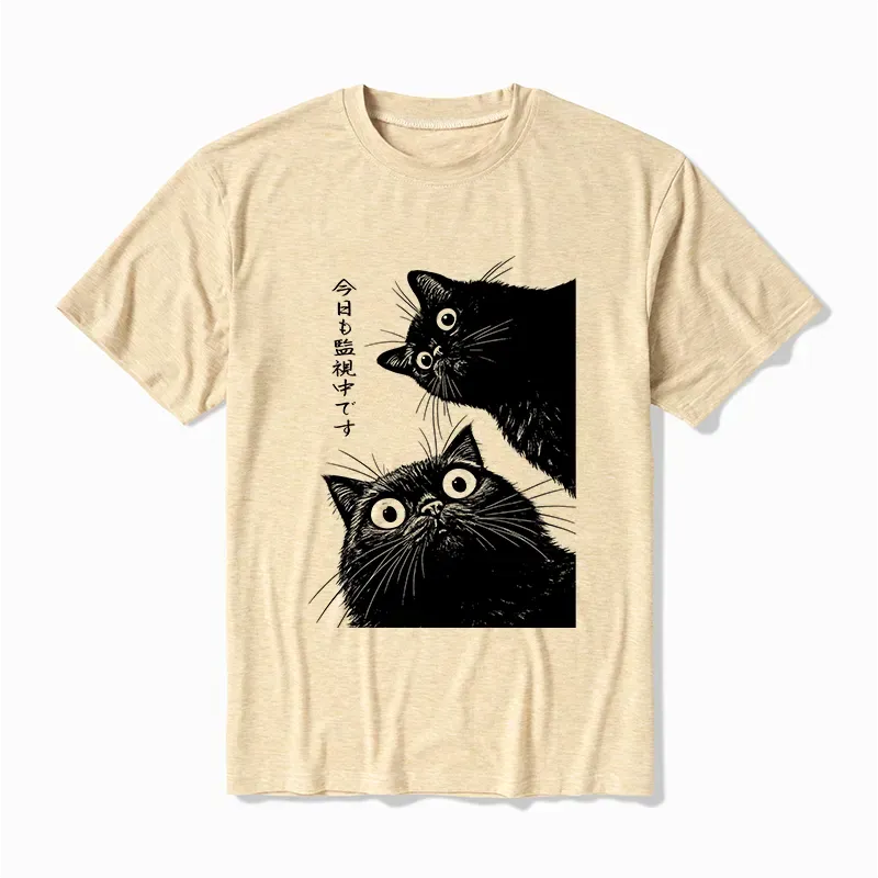 Japanese Cat Watching T-Shirt for Daily Wear
