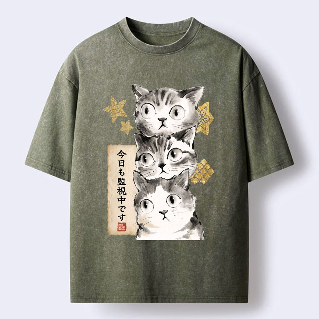 Vintage washed cat tee for summer vacation