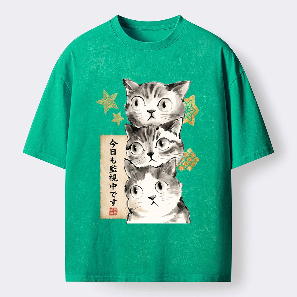 Vintage washed cat tee for summer vacation