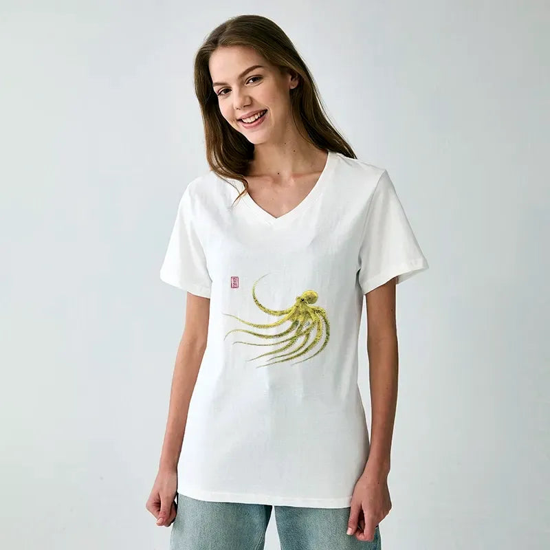 Kyoto-Lion Retro Octopus Japanese V-Neck Classic T-Shirt