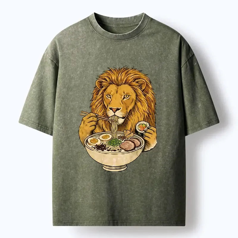 Kyoto-Lion King Lion Enjoying Ramen Dinner Washed T-Shirt