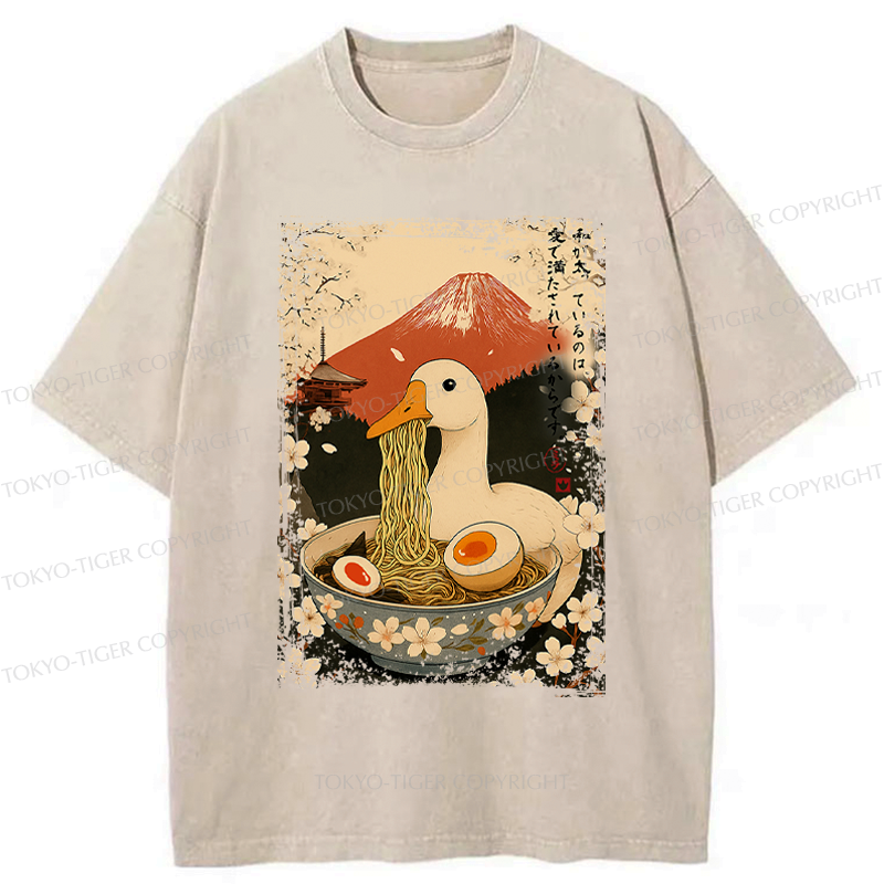 Goose Eat Ramen Vintage Streetwear T-Shirt