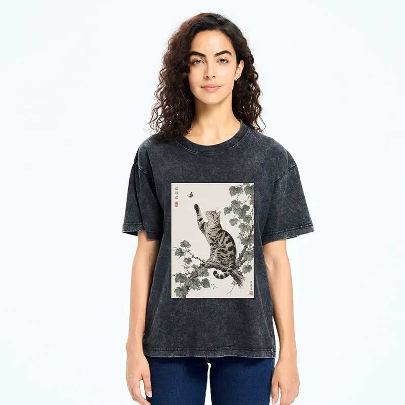 Kyoto-Lion Cat Playing With Butterfly Art Washed T-Shirt