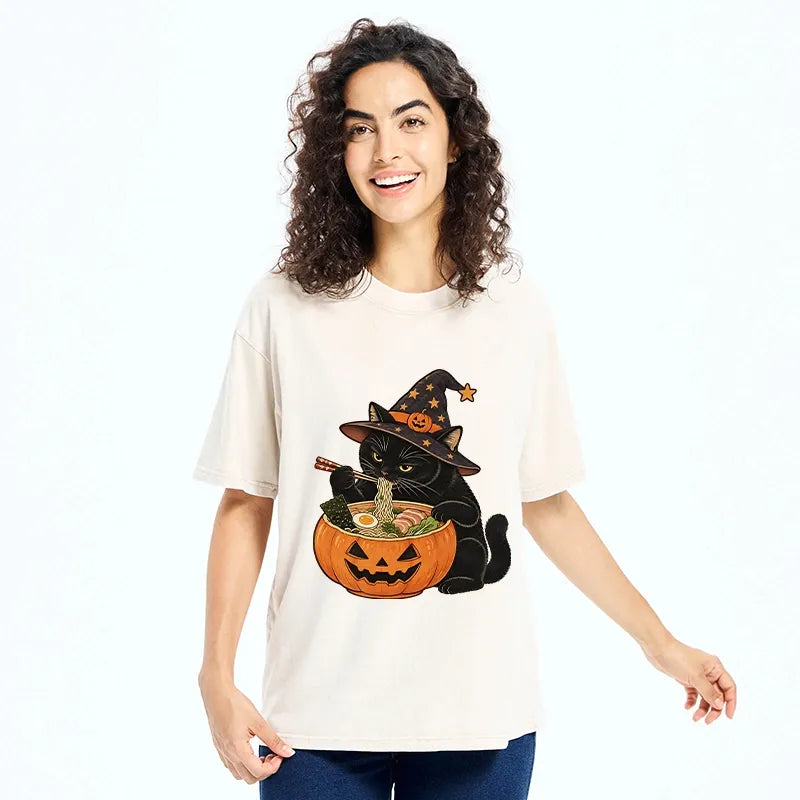 Kyoto-Lion Witch Cat Ramen Washed T-Shirt