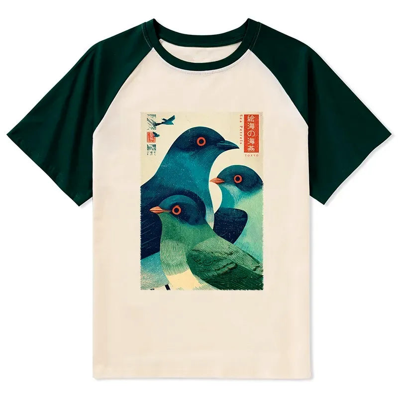 Vintage Ukiyo-e Raglan Tee for Casual Wear