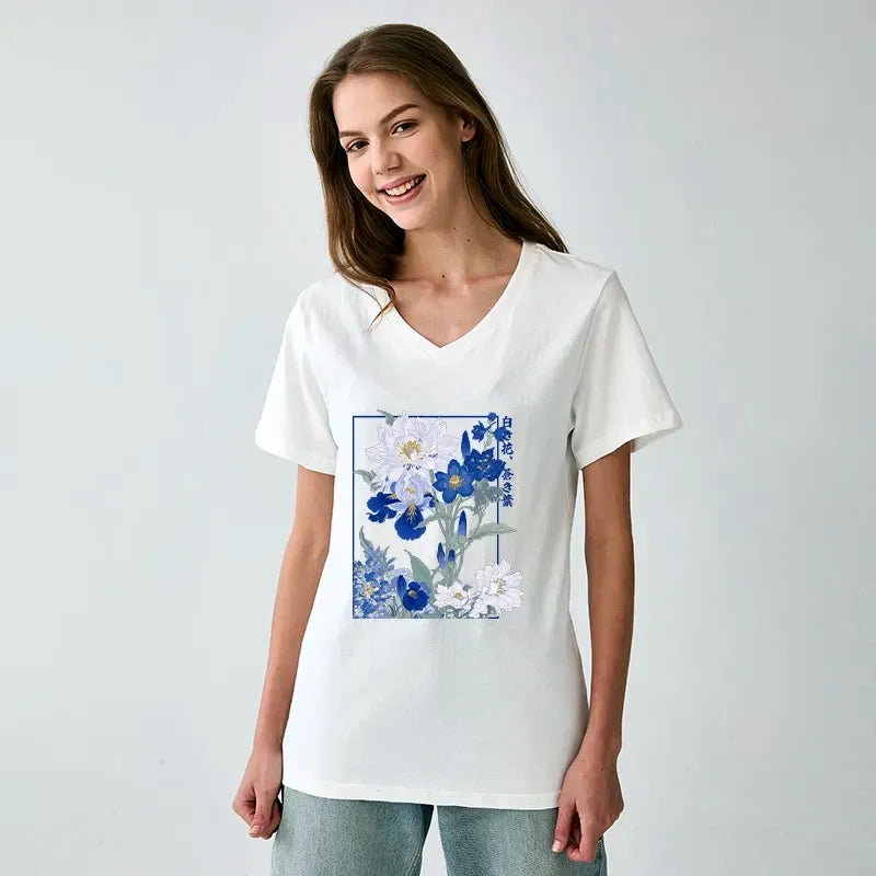 Kyoto-Lion Blossoms Of The Firmament V-Neck Classic T-Shirt