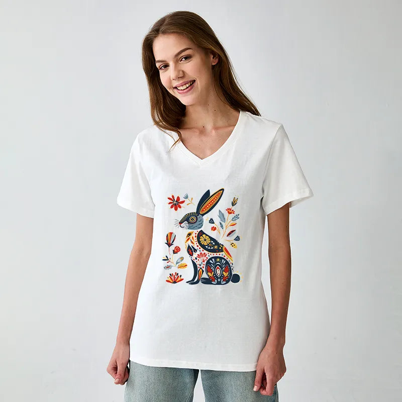 Kyoto-Lion Folk Hare Bloom V-Neck Classic T-Shirt