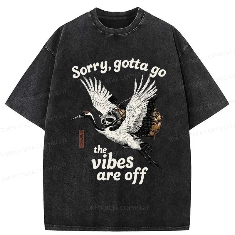 Kyoto-Lion Raccoon Lying On The Red-Crowned Crane Washed T-Shirt