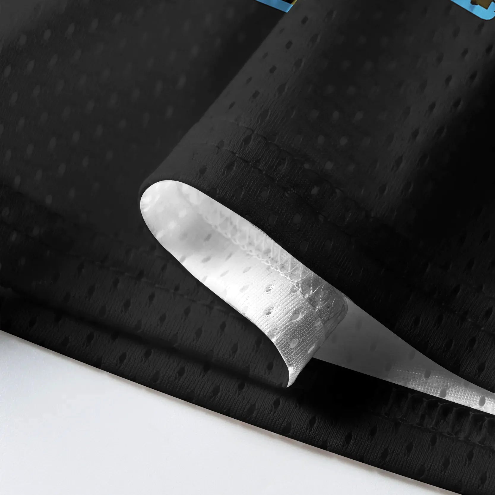 Breathable Unisex Mesh Jersey for Sports