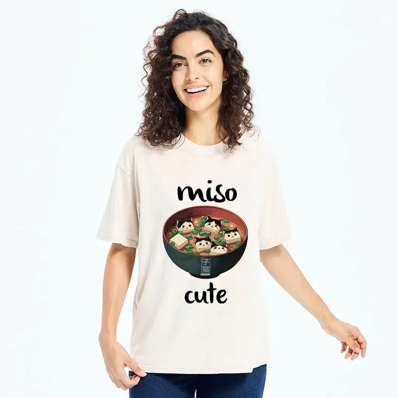 Kyoto-Lion Cats In A Bowl Of Miso Washed T-Shirt