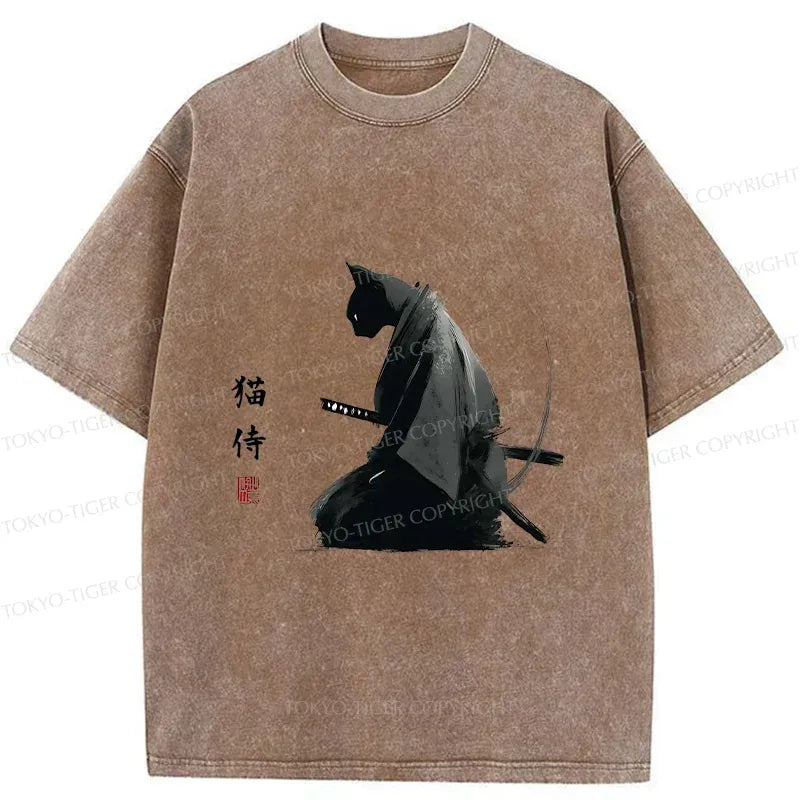 Kyoto-Lion Kneeling Cat Samurai Washed T-Shirt