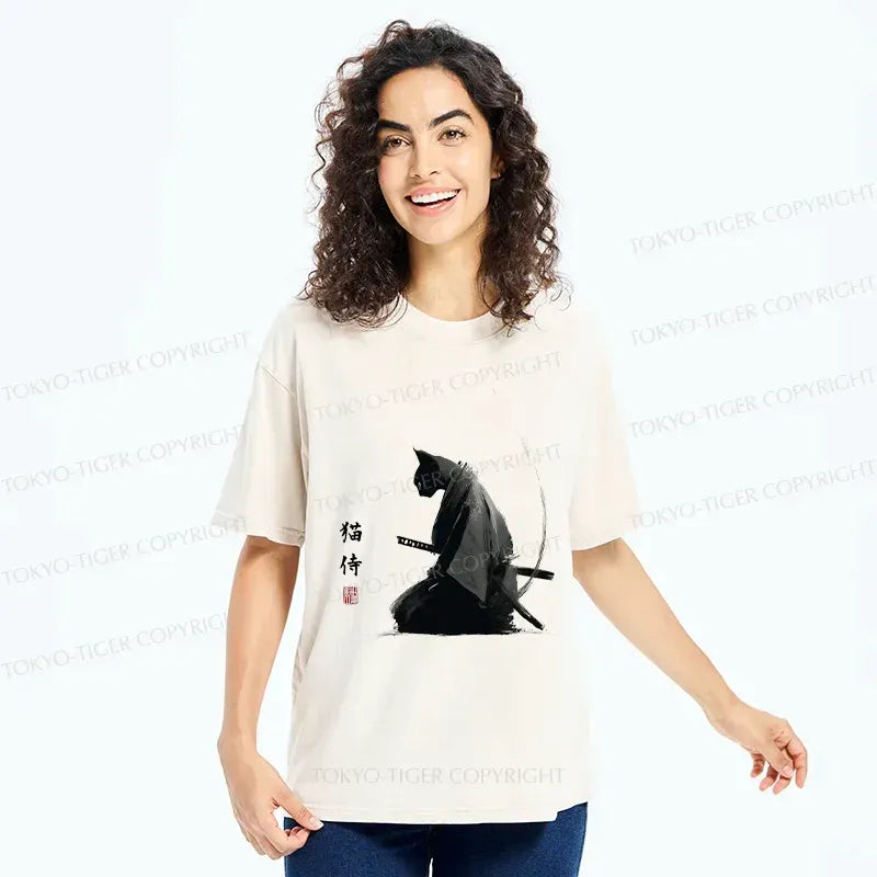 Kyoto-Lion Kneeling Cat Samurai Washed T-Shirt