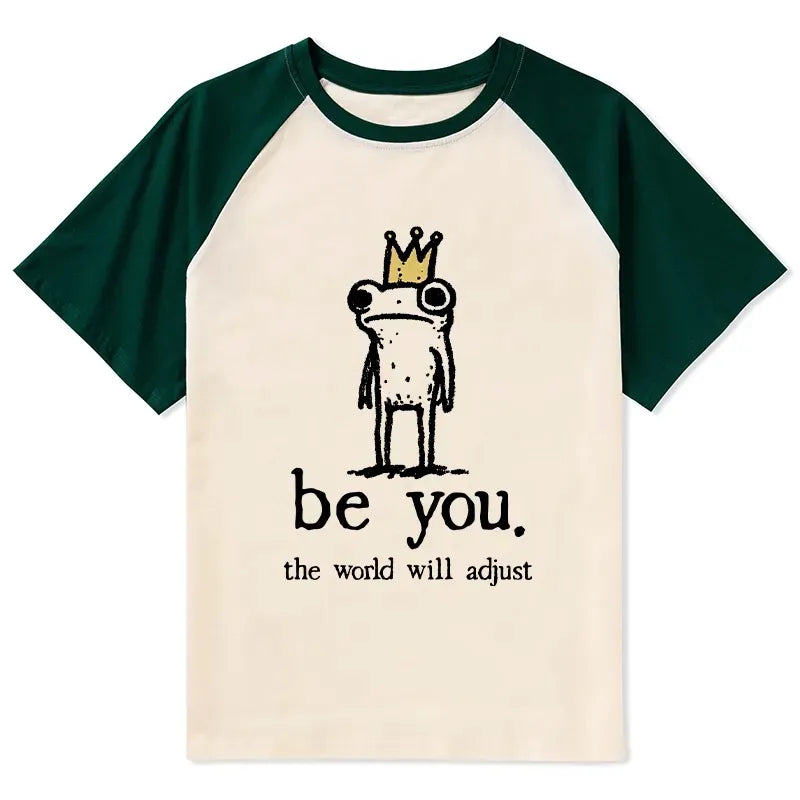 Japanese Frog Raglan T-shirt for Everyday