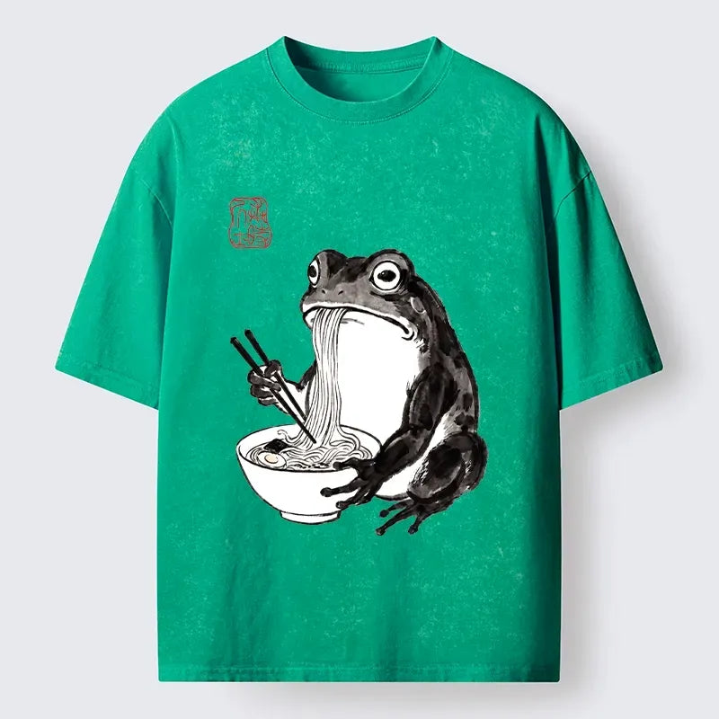 Kyoto-Lion Frog Uses Chopsticks For Ramen Washed T-Shirt