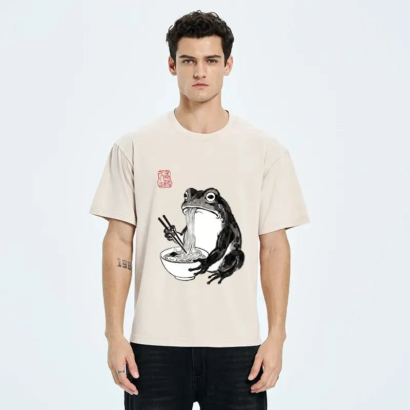 Kyoto-Lion Frog Uses Chopsticks For Ramen Washed T-Shirt