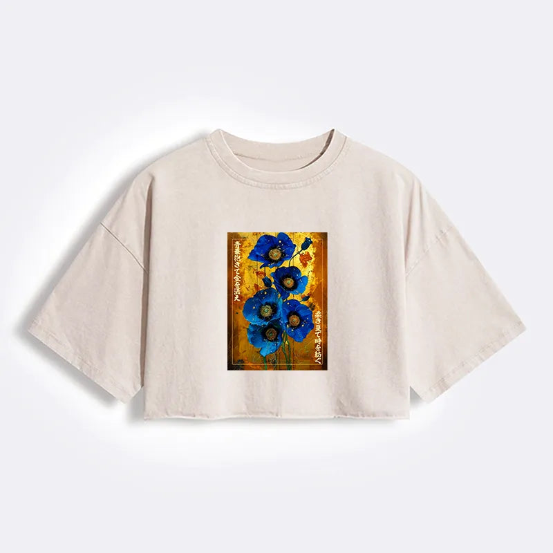 Kyoto-Lion Shiny Blue Flower Warm Golden Background Women's Washed Crop T-Shirt