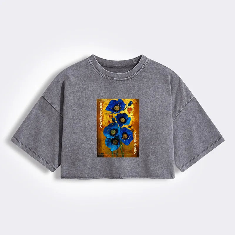 Kyoto-Lion Shiny Blue Flower Warm Golden Background Women's Washed Crop T-Shirt