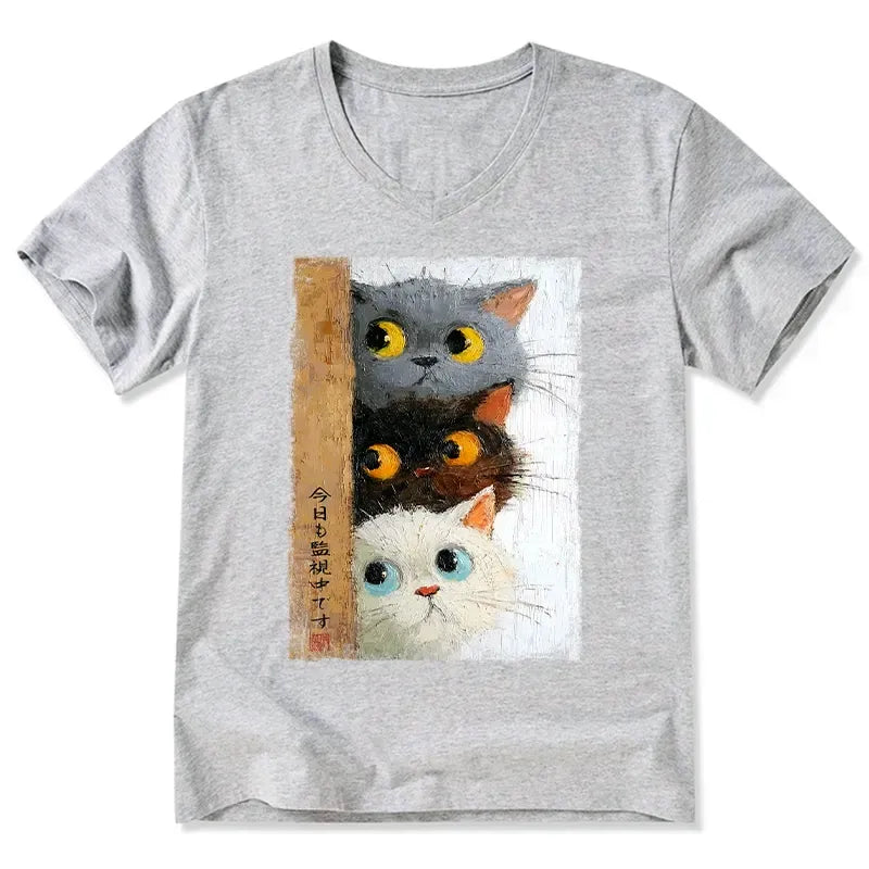 Kyoto-Lion Three Cute Cats Watch You V-Neck Classic T-Shirt