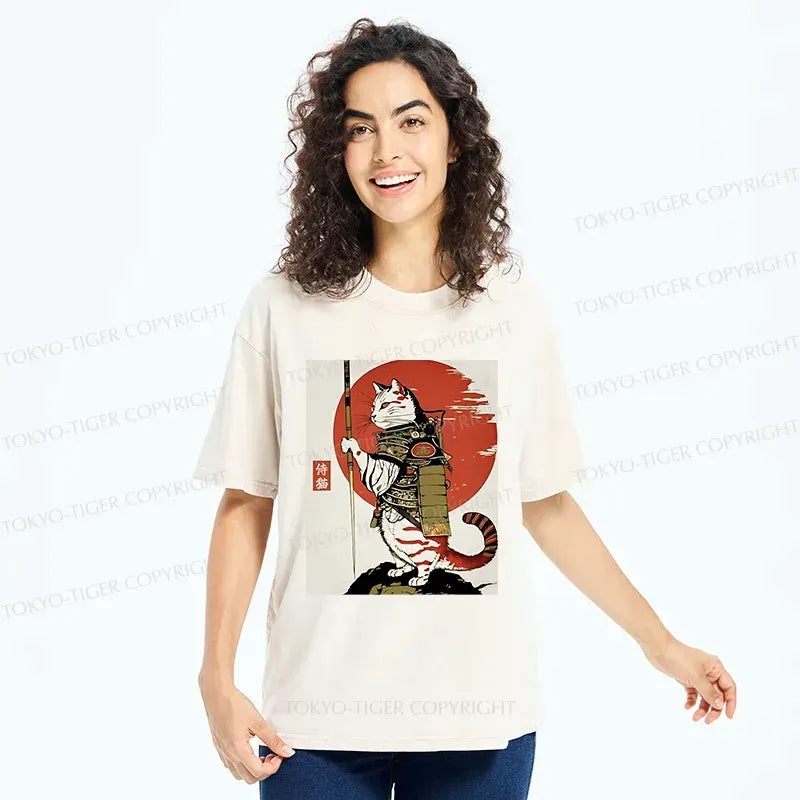 Kyoto-Lion Samurai Cat Holding Sword Washed T-Shirt