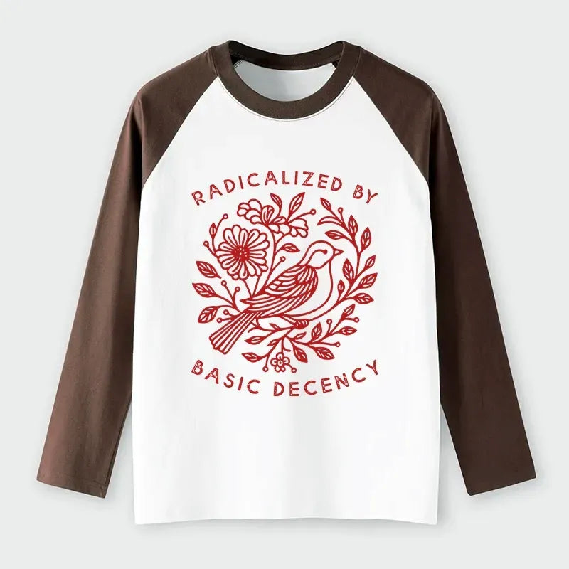 Kyoto-Lion Pigeon That Was Moved Raglan Long Sleeve T-shirt